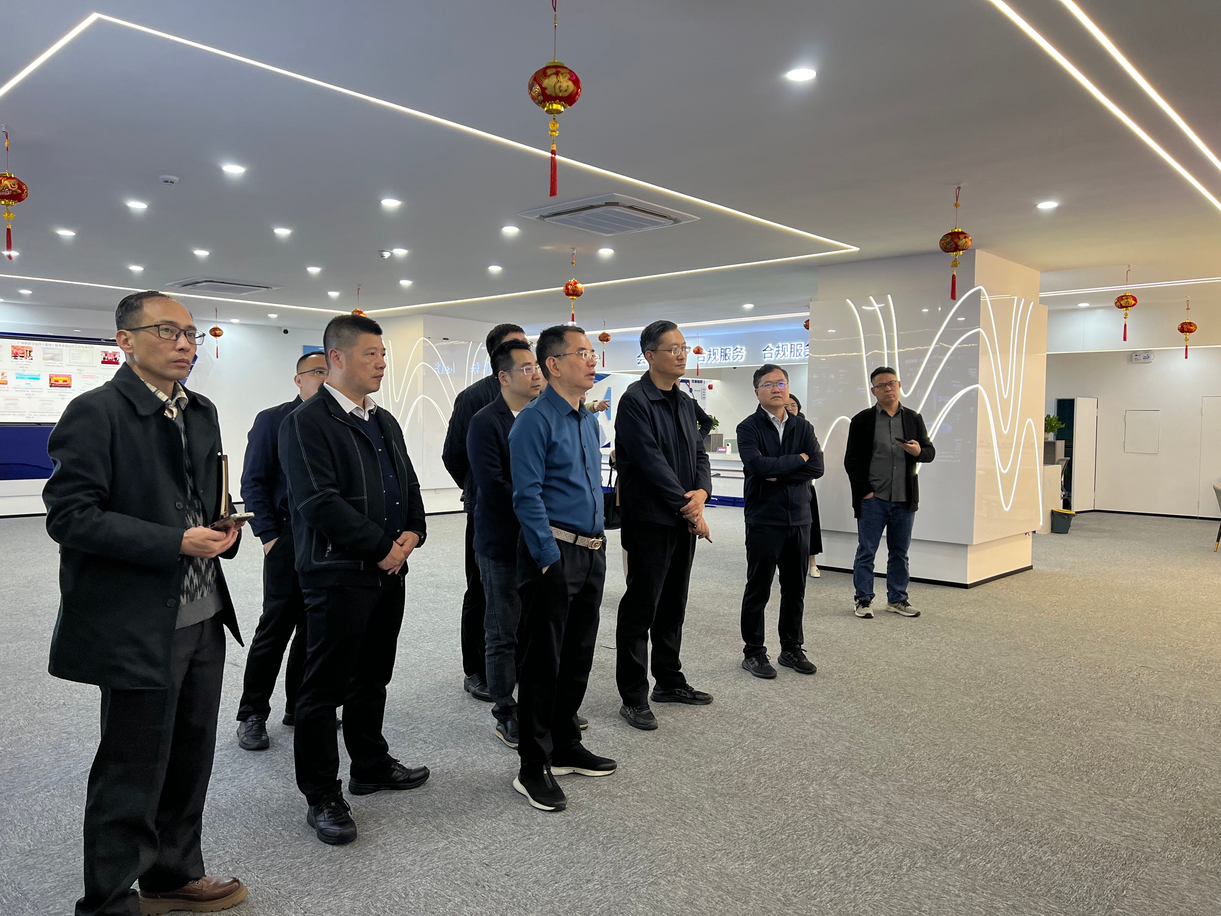 基地运营│汕头市政数局一行到惠州服务基地调研(图1)