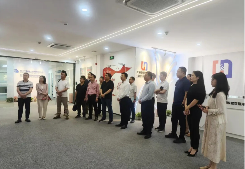 惠州学院领导及校友一行莅临惠州服务基地考察交流(图1) 惠州学院领导及校友一行莅临惠州服务基地考察交流(图1)